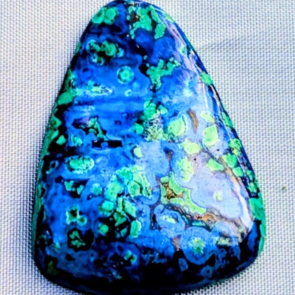 AZURITE MALACHITE TRIANGULAR SHAPE 23 CT HANDCUT GEMSTONE
